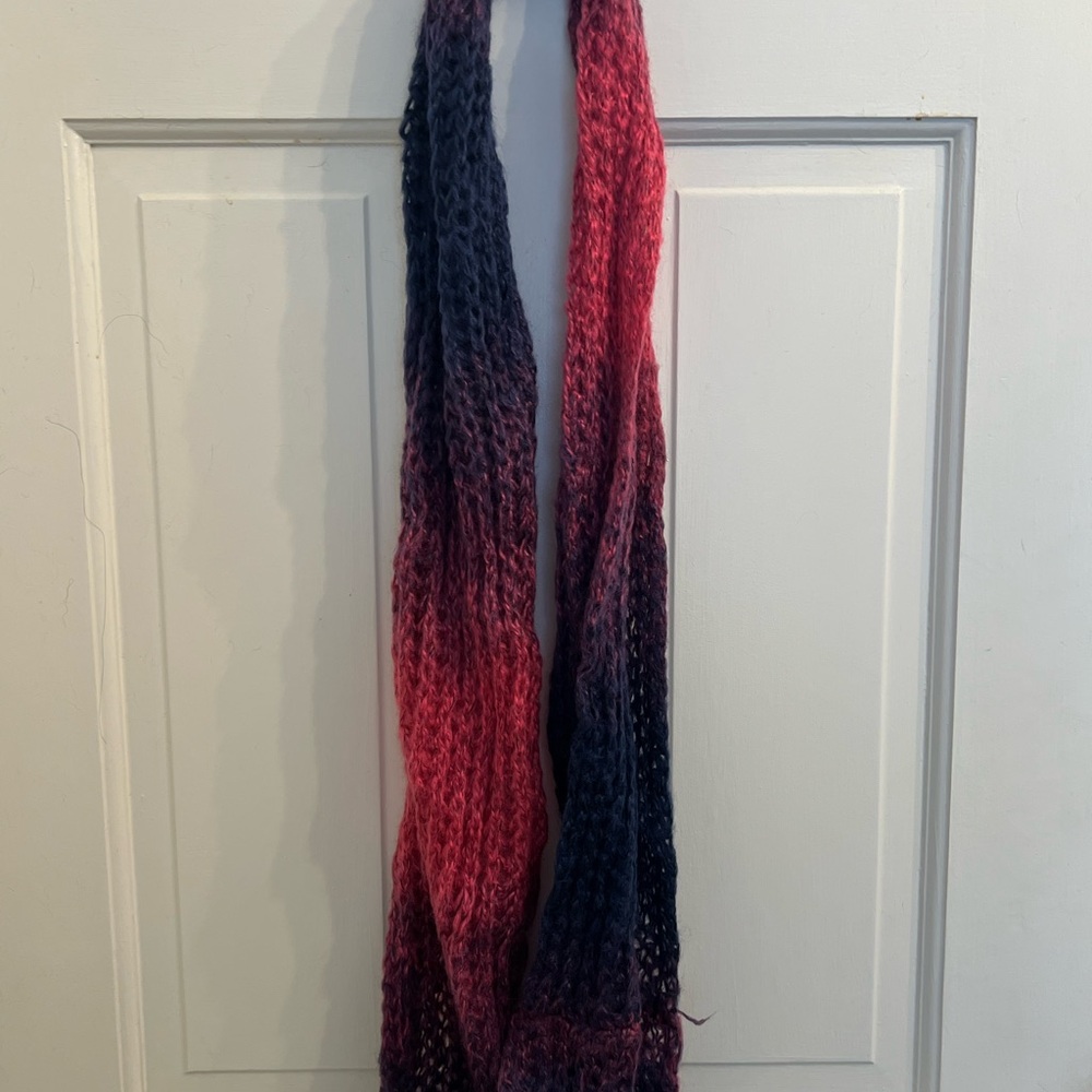 Gradient Knit Scarf - Pink and Blue